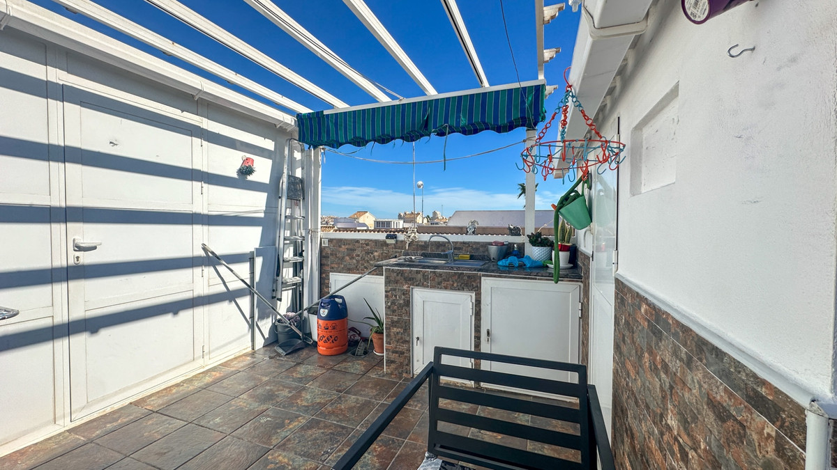 For sale - 2 Bedroom 1 Bathroom House - Bungalow in Torrevieja - Torrevieja Centro  - Alicante