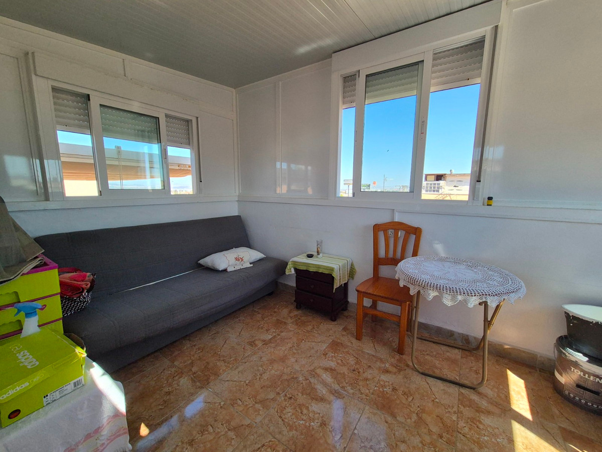 For sale - 2 Bedroom 1 Bathroom House - Bungalow in Torrevieja - Torrevieja Centro  - Alicante