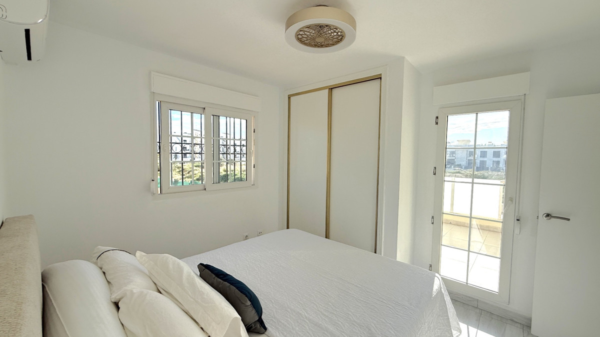 For sale - 2 Bedroom 2 Bathroom House - Semi-Detached House in Orihuela - Orihuela Centro  - Alicante