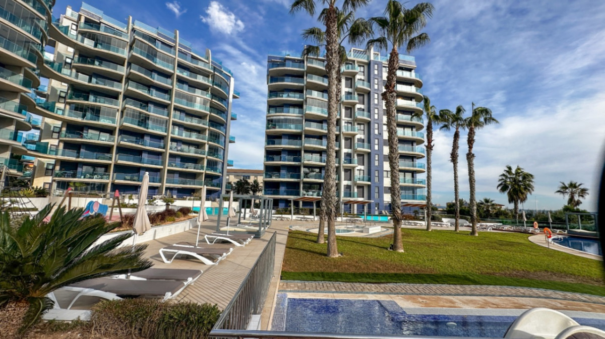 For sale - 2 Bedroom 2 Bathroom Apartment - Ground Floor Apartment in Torrevieja - Torrevieja Centro  - Alicante