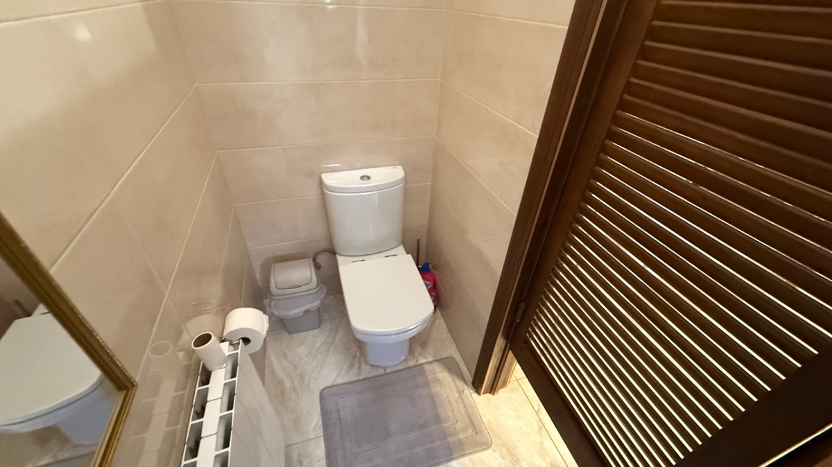 For sale - 4 Bedroom 2 Bathroom House - Detached Villa in Orihuela - Orihuela Centro  - Alicante