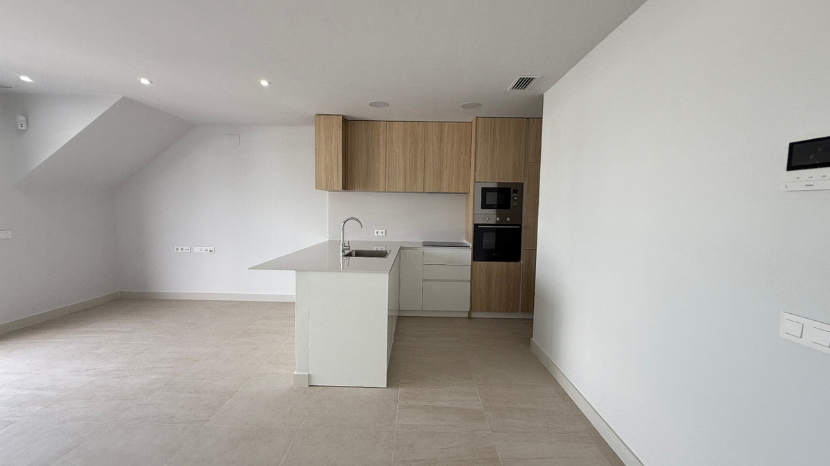 For sale - 2 Bedroom 1 Bathroom Apartment - Ground Floor Apartment in Torrevieja - Torrevieja Centro  - Alicante