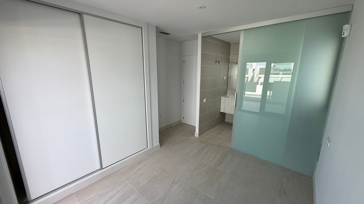 For sale - 2 Bedroom 1 Bathroom Apartment - Ground Floor Apartment in Torrevieja - Torrevieja Centro  - Alicante