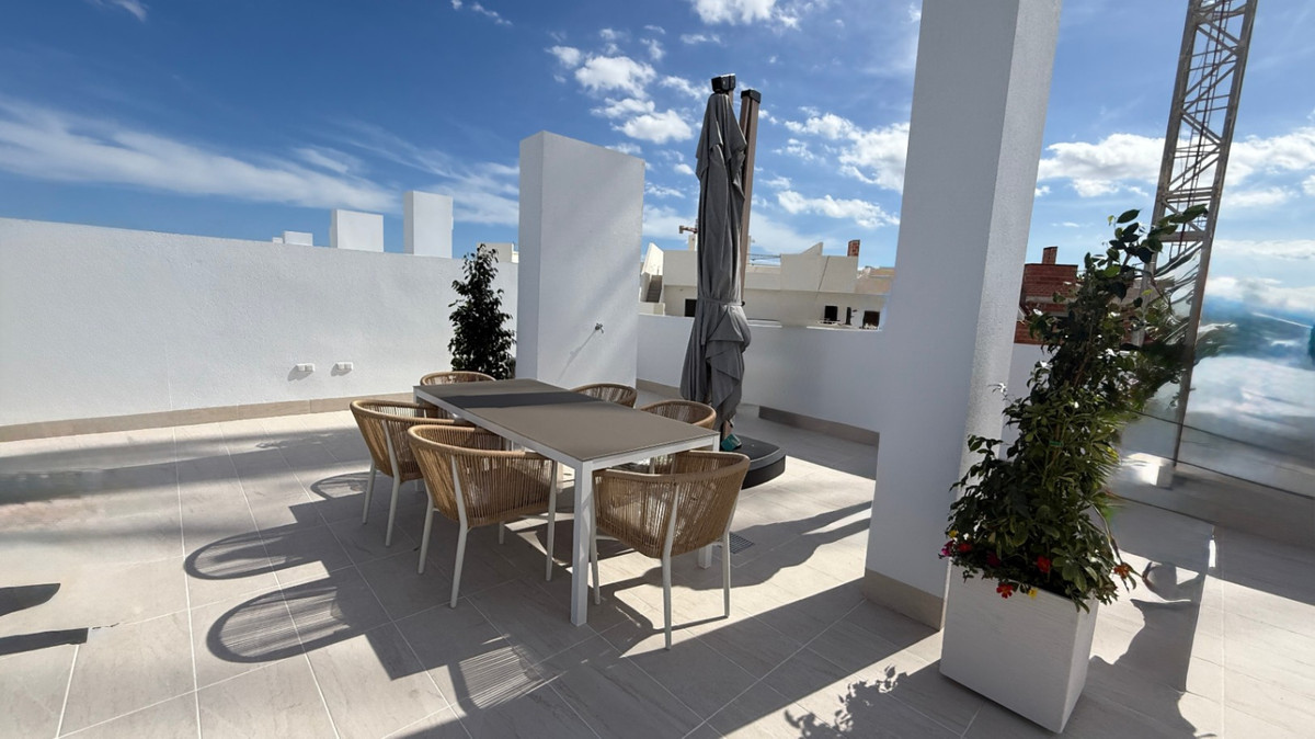 For sale - 2 Bedroom 1 Bathroom Apartment - Ground Floor Apartment in Torrevieja - Torrevieja Centro  - Alicante