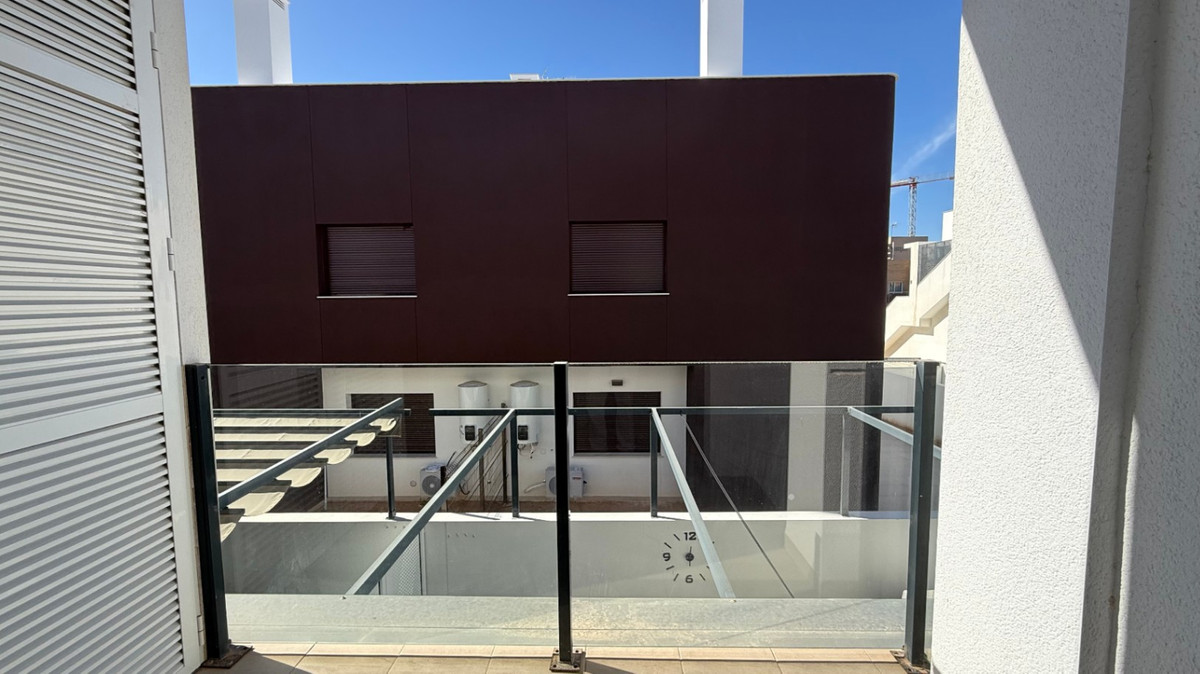 For sale - 2 Bedroom 1 Bathroom Apartment - Penthouse in Pilar de la Horadada - Pilar de la Horadada Centro  - Alicante
