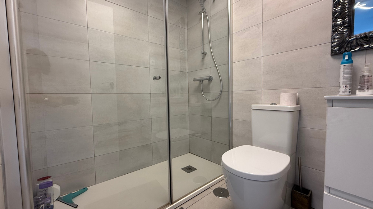 For sale - 2 Bedroom 1 Bathroom Apartment - Penthouse in Pilar de la Horadada - Pilar de la Horadada Centro  - Alicante