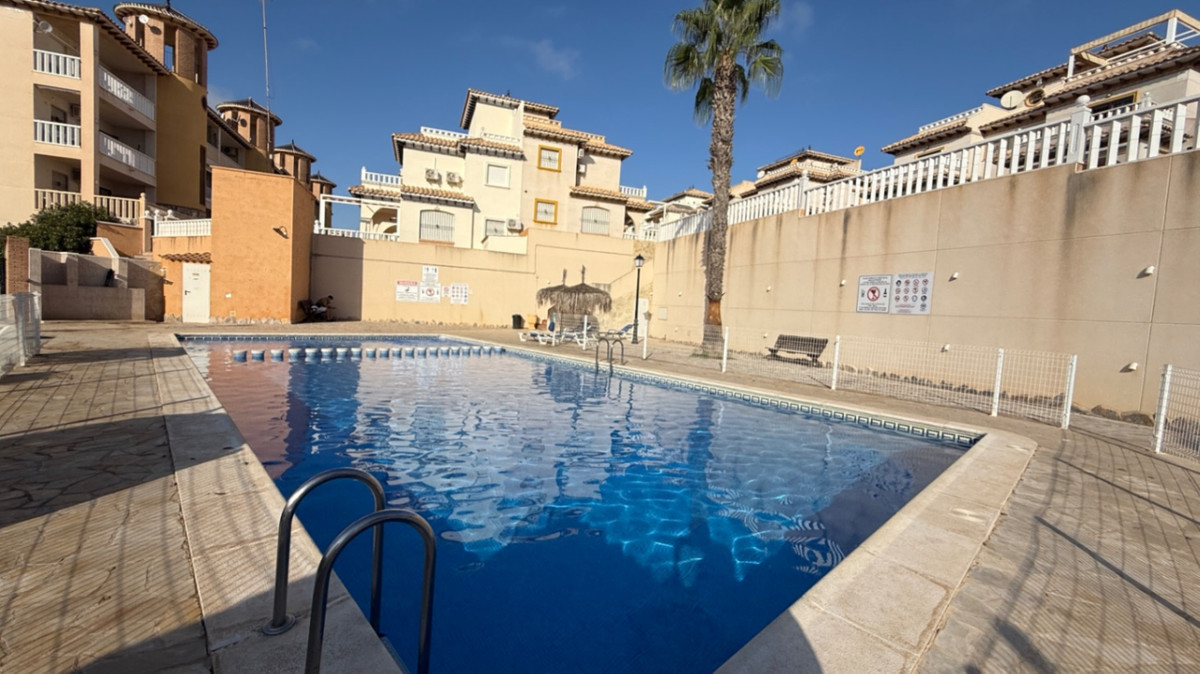 For sale - 2 Bedroom 1 Bathroom Apartment - Ground Floor Apartment in Orihuela - Orihuela Centro  - Alicante