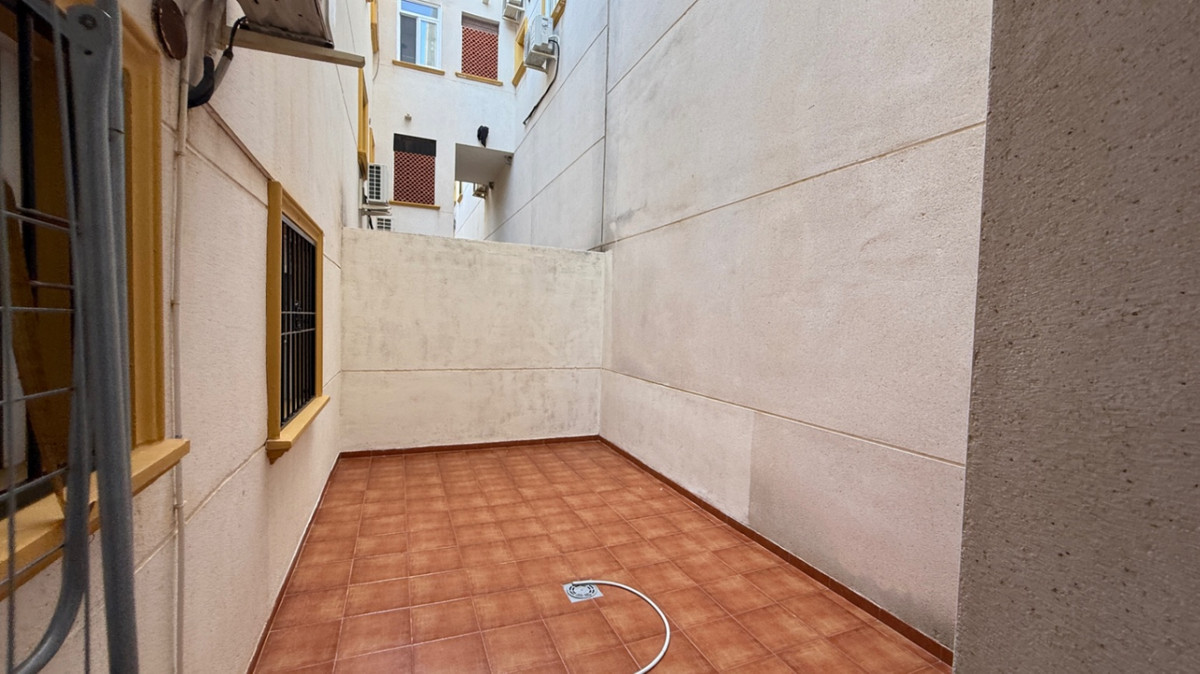For sale - 2 Bedroom 1 Bathroom Apartment - Ground Floor Apartment in Orihuela - Orihuela Centro  - Alicante