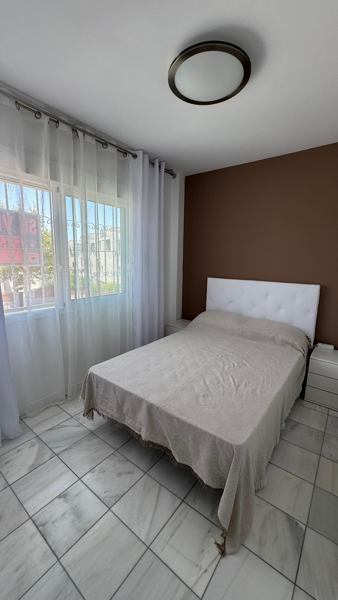 For sale - 2 Bedroom 2 Bathroom House - Townhouse in Torrevieja - Torrevieja Centro  - Alicante