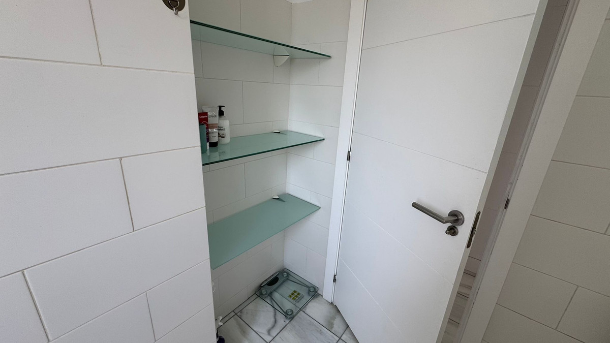 For sale - 2 Bedroom 2 Bathroom House - Townhouse in Torrevieja - Torrevieja Centro  - Alicante