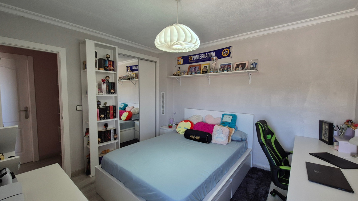 For sale - 3 Bedroom 2 Bathroom House - Townhouse in Torrevieja - Torrevieja Centro  - Alicante