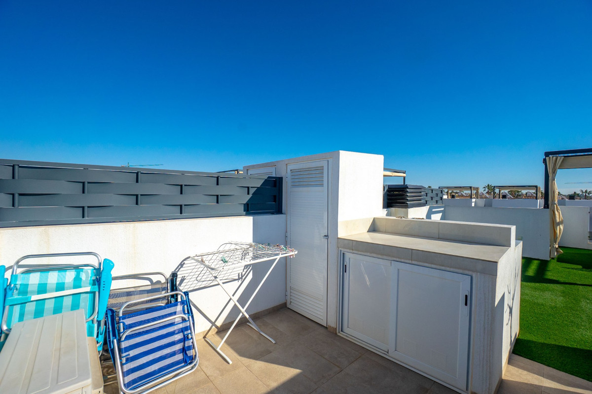 For sale - 2 Bedroom 2 Bathroom Apartment - Penthouse in Rojales - Ciudad Quesada  - Alicante