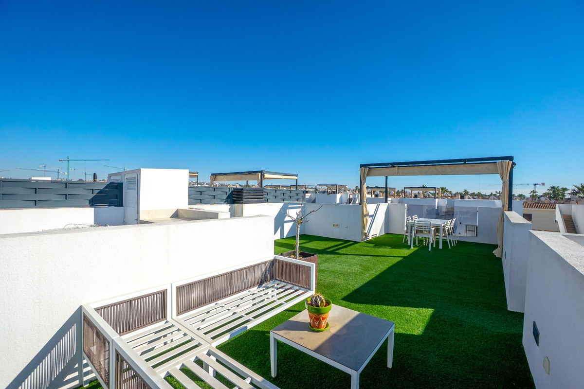 For sale - 2 Bedroom 2 Bathroom Apartment - Penthouse in Rojales - Ciudad Quesada  - Alicante