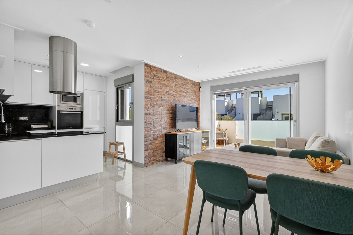 For sale - 2 Bedroom 2 Bathroom Apartment - Penthouse in Rojales - Ciudad Quesada  - Alicante