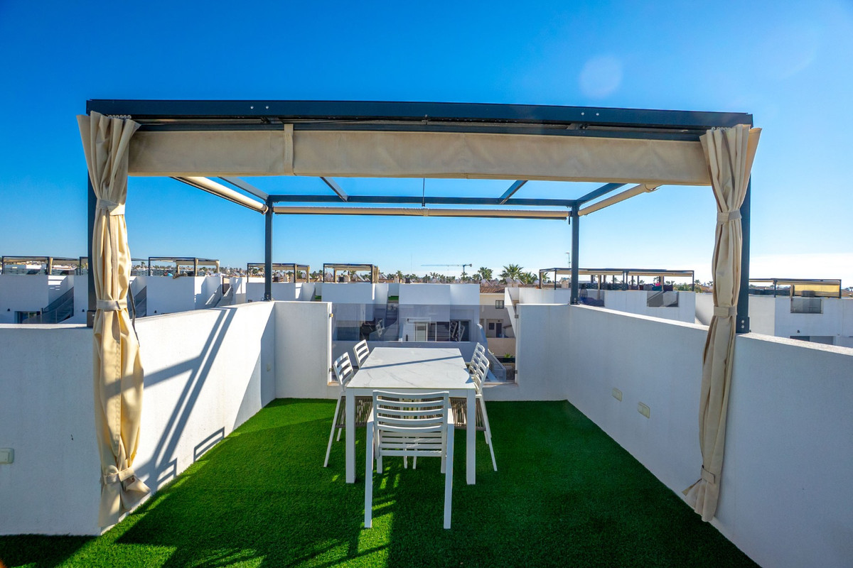 For sale - 2 Bedroom 2 Bathroom Apartment - Penthouse in Rojales - Ciudad Quesada  - Alicante
