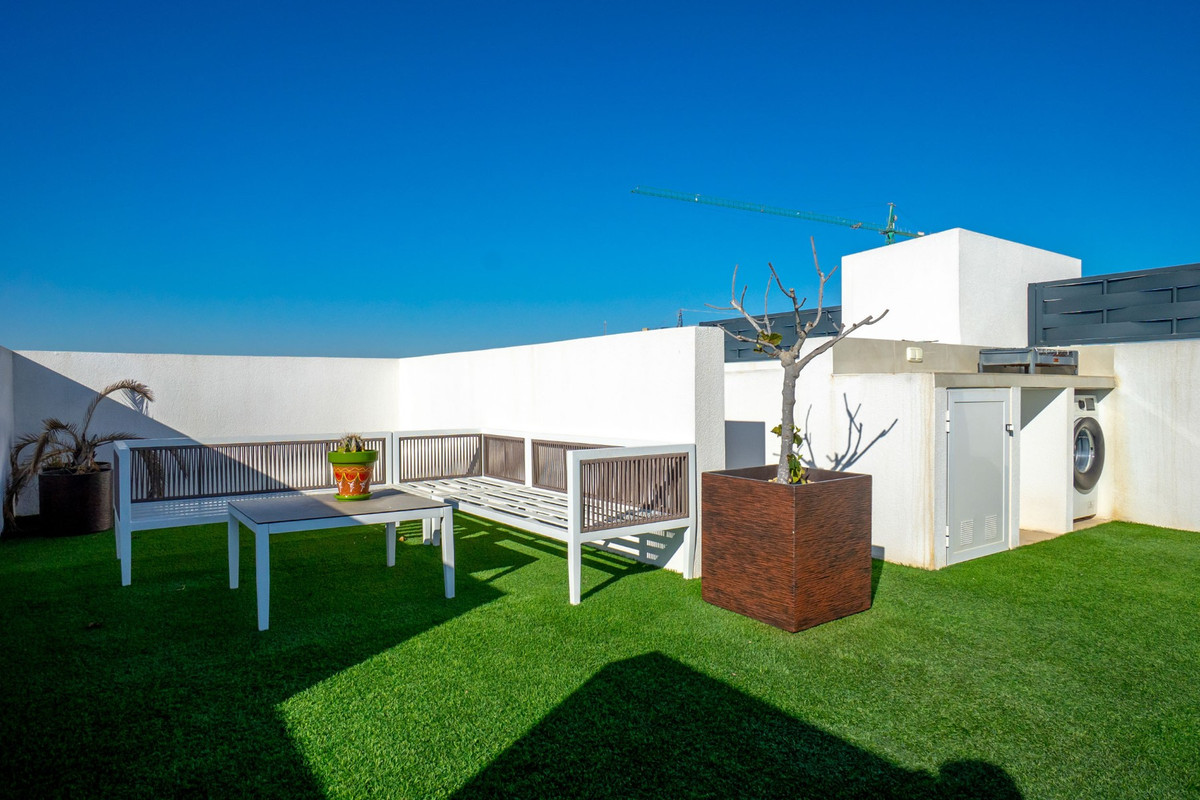 For sale - 2 Bedroom 2 Bathroom Apartment - Penthouse in Rojales - Ciudad Quesada  - Alicante