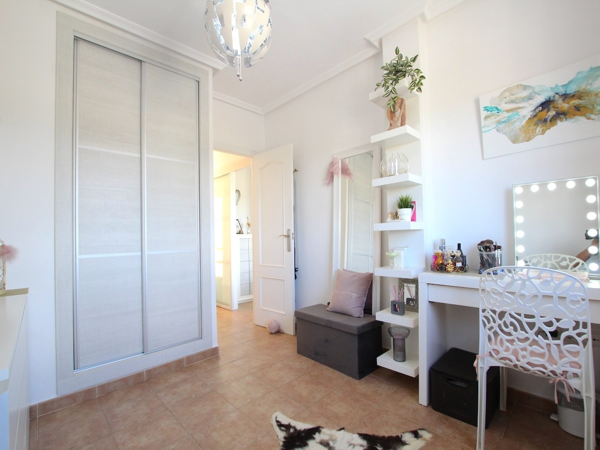 For sale - 3 Bedroom 2 Bathroom Detached Villa in El Raso - Guardamar del Segura Centro  - Alicante