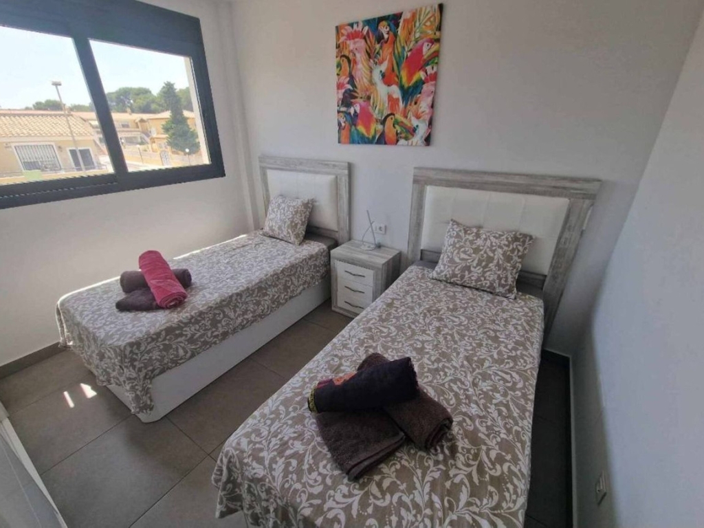2 Bedroom 2 Bathroom Apartment - Middle Floor Apartment in Orihuela