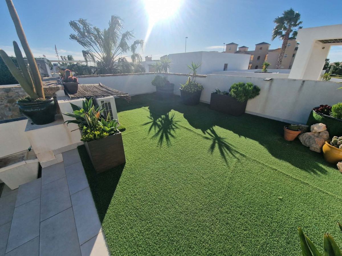 For sale - 2 Bedroom 1 Bathroom House - Detached Villa in Orihuela - Orihuela Centro  - Alicante