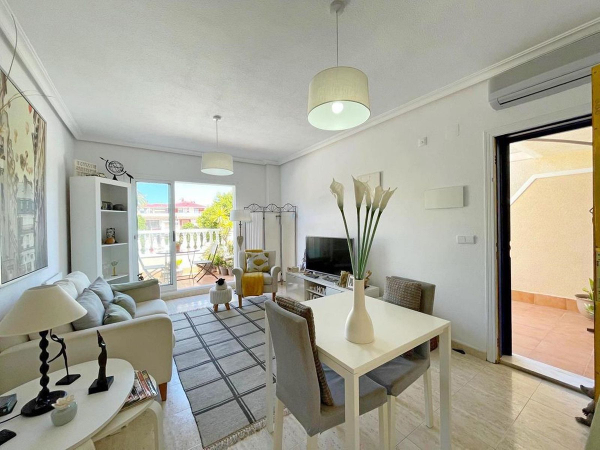 For sale - 1 Bedroom 1 Bathroom Apartment - Top Floor Apartment in Orihuela - Orihuela Costa  - Alicante