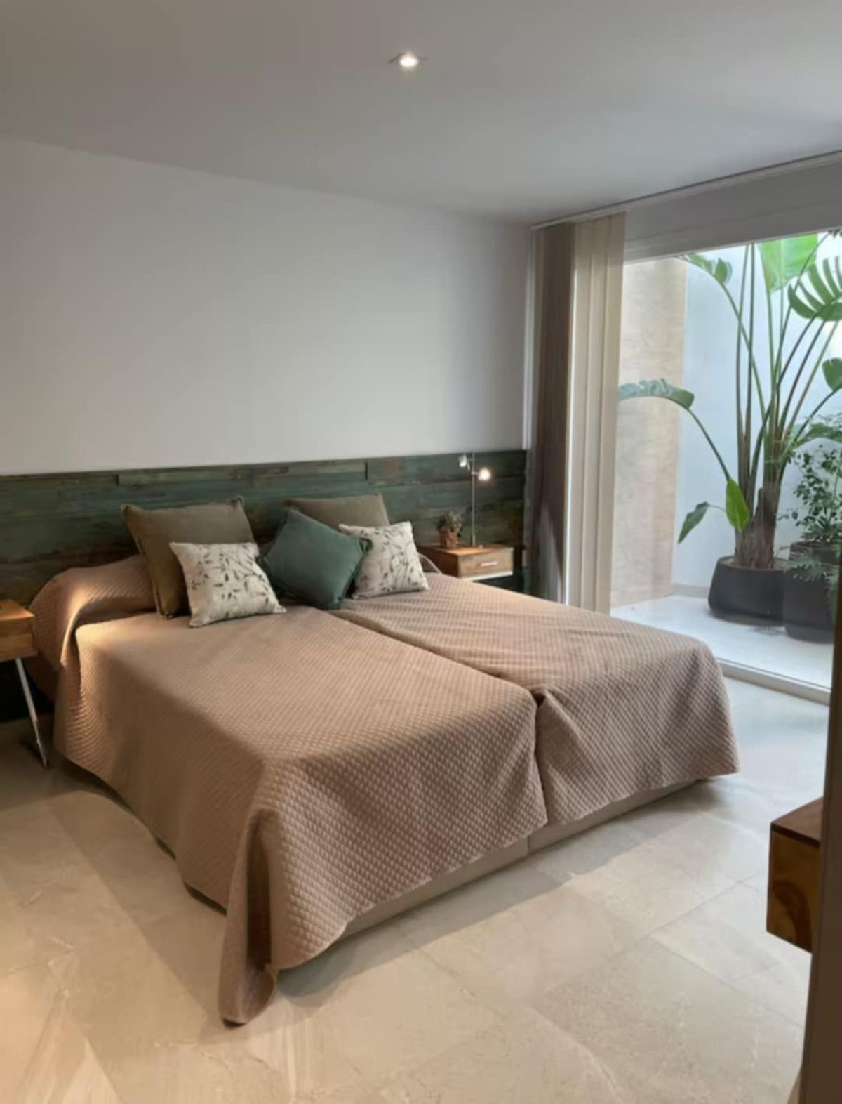 For sale - 5 Bedroom 3 Bathroom House - Detached Villa in Algorfa - Algorfa Centro  - Alicante