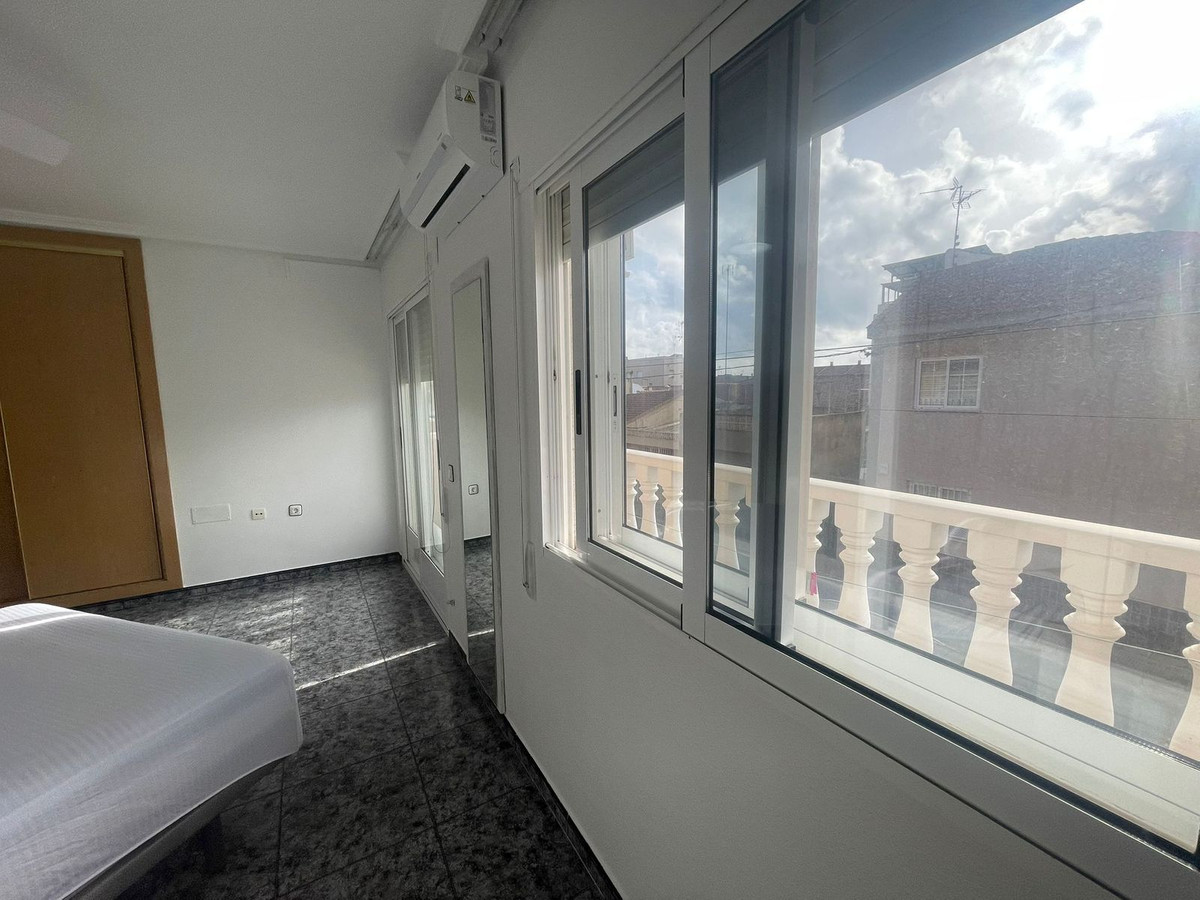 For sale - 4 Bedroom 2 Bathroom House - Semi-Detached House in San Pedro del Pinatar - Lo Pagan  - Murcia