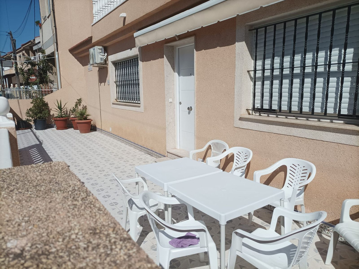 For sale - 4 Bedroom 2 Bathroom House - Semi-Detached House in San Pedro del Pinatar - Lo Pagan  - Murcia