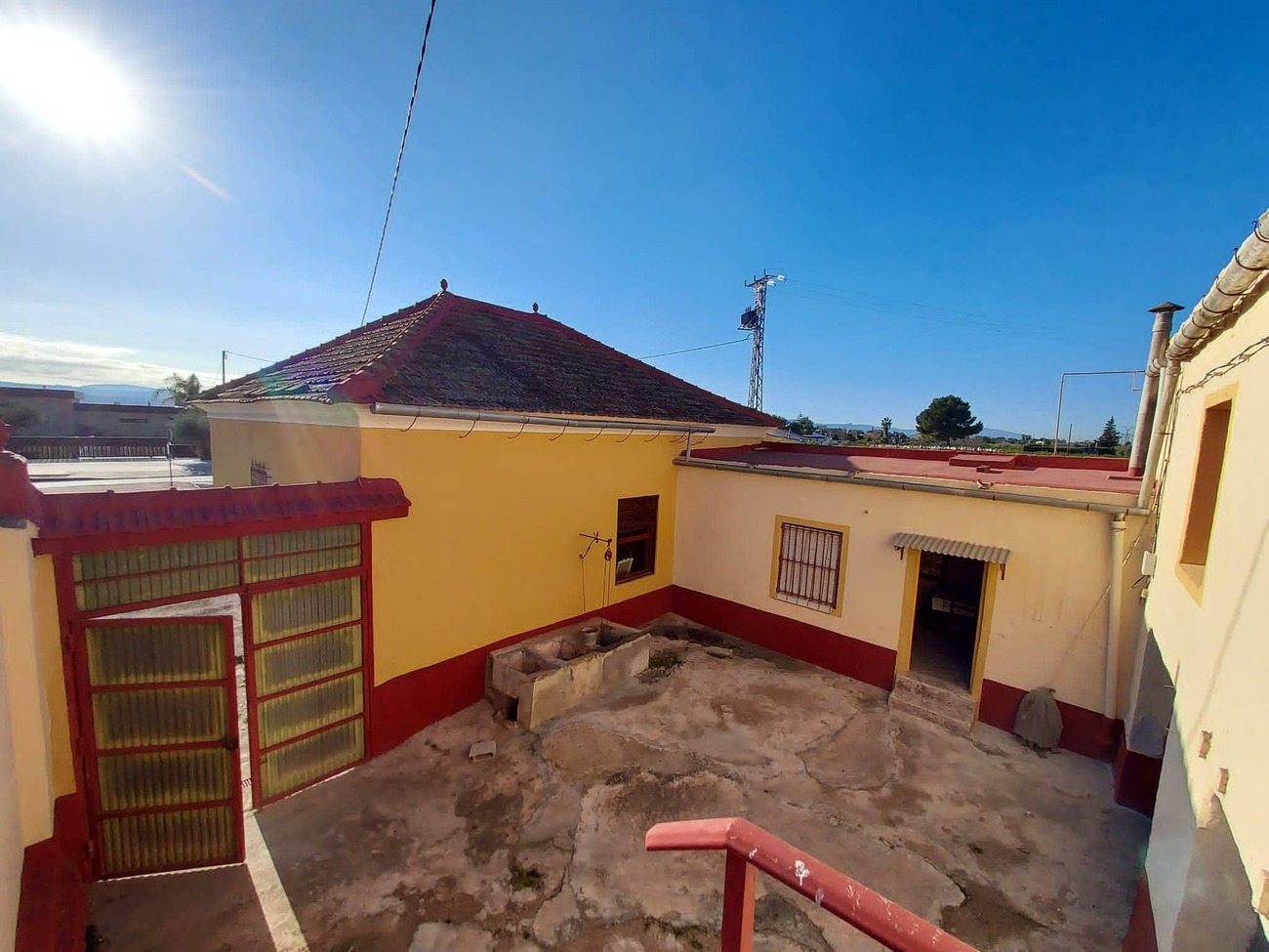 For sale - 4 Bedroom 1 Bathroom Country House in Orihuela - Desamparados  - Alicante