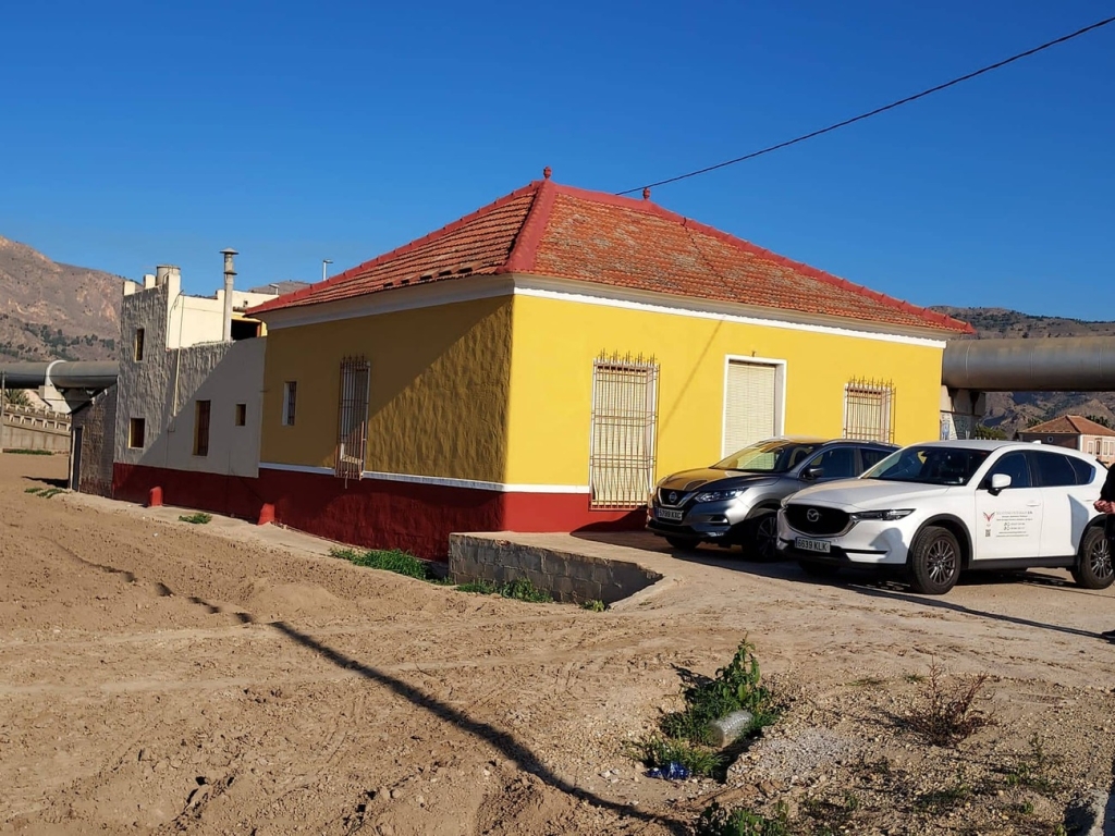 4 Bedroom 1 Bathroom Country House in Orihuela