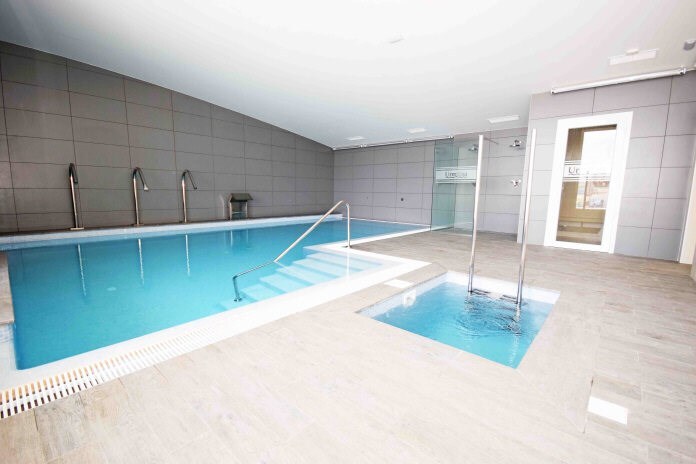 For sale - 4 Bedroom 3 Bathroom Penthouse Penthouse in Villamartin - Los Dolses  - Alicante
