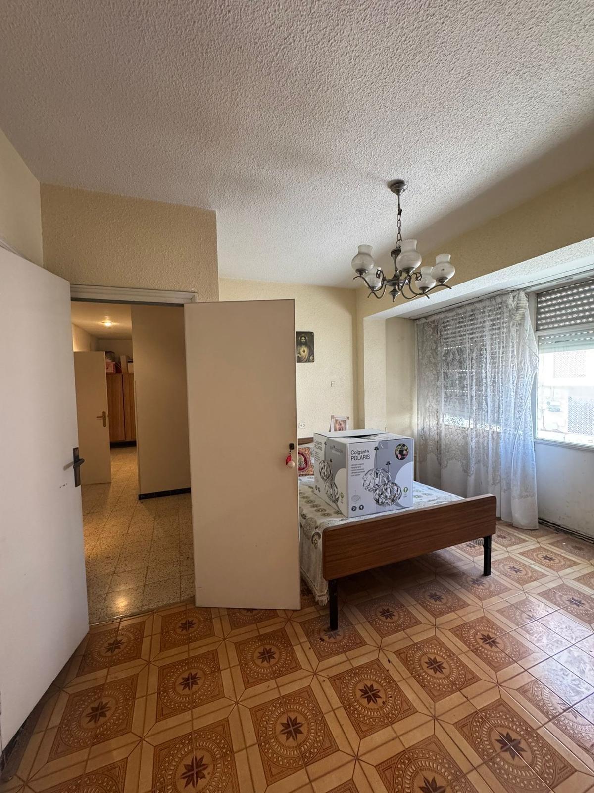 For sale - 5 Bedroom 3 Bathroom Apartment in Guardamar del Segura - Guardamar  - Alicante