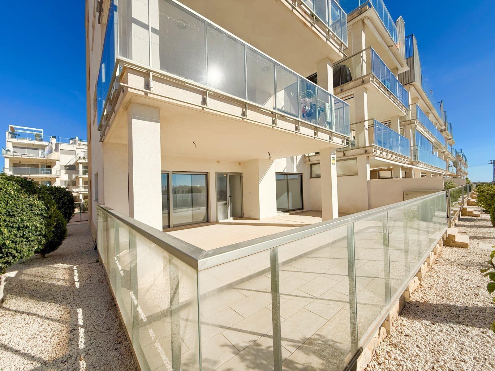 For sale - 3 Bedroom 2 Bathroom Apartment in Orihuela Costa - La Zenia  - Alicante