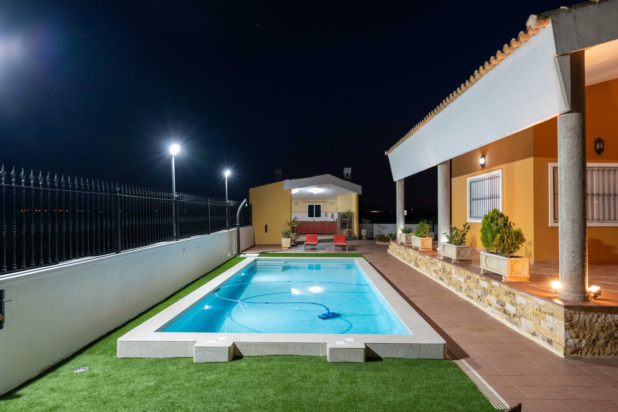 For sale - 5 Bedroom 4 Bathroom Finca in Orihuela - Inland  - Alicante