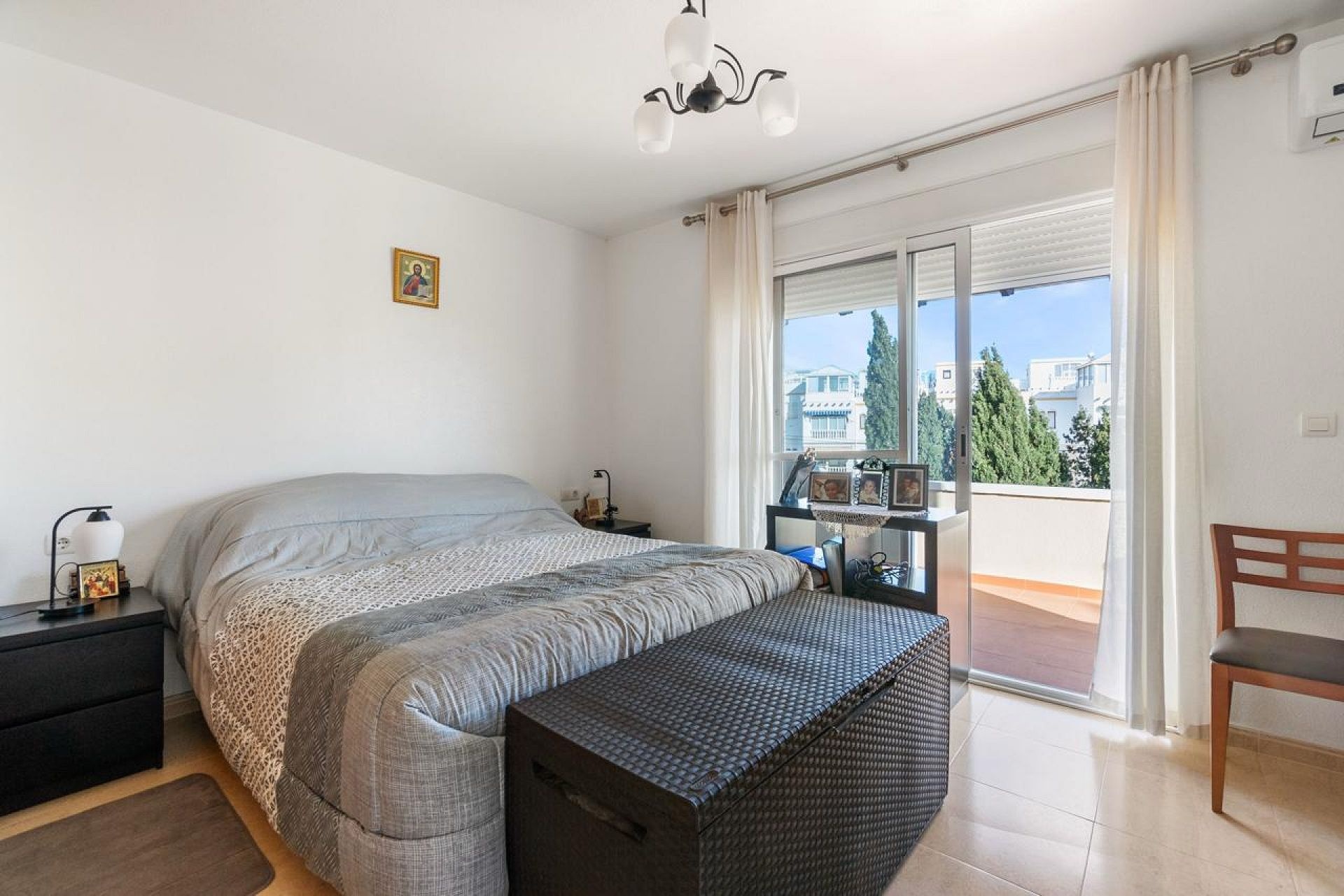 For sale - 3 Bedroom 2 Bathroom Villa in Orihuela Costa - Costa Blanca  - Alicante
