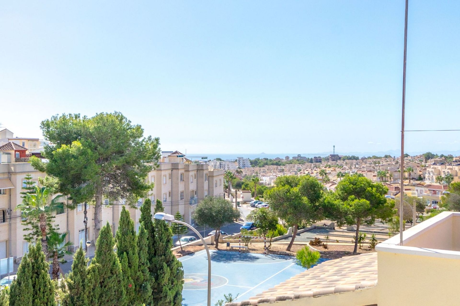 For sale - 3 Bedroom 2 Bathroom Villa in Orihuela Costa - Costa Blanca  - Alicante