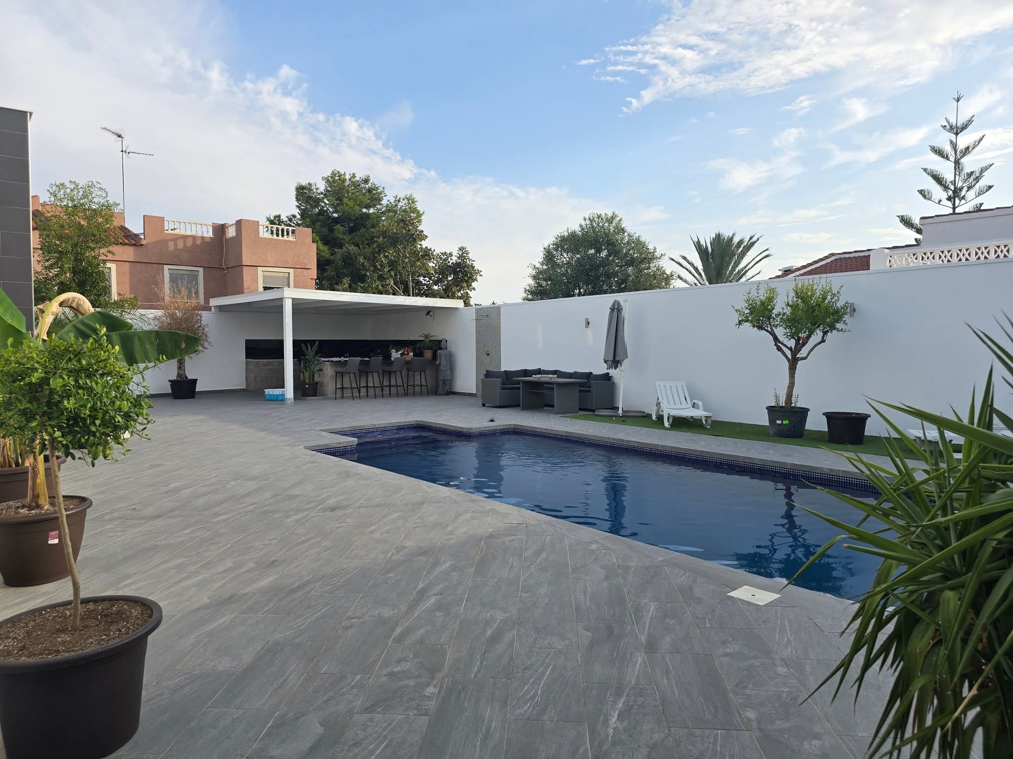 For sale - 5 Bedroom 3 Bathroom Villa in Rojales - Inland  - Alicante