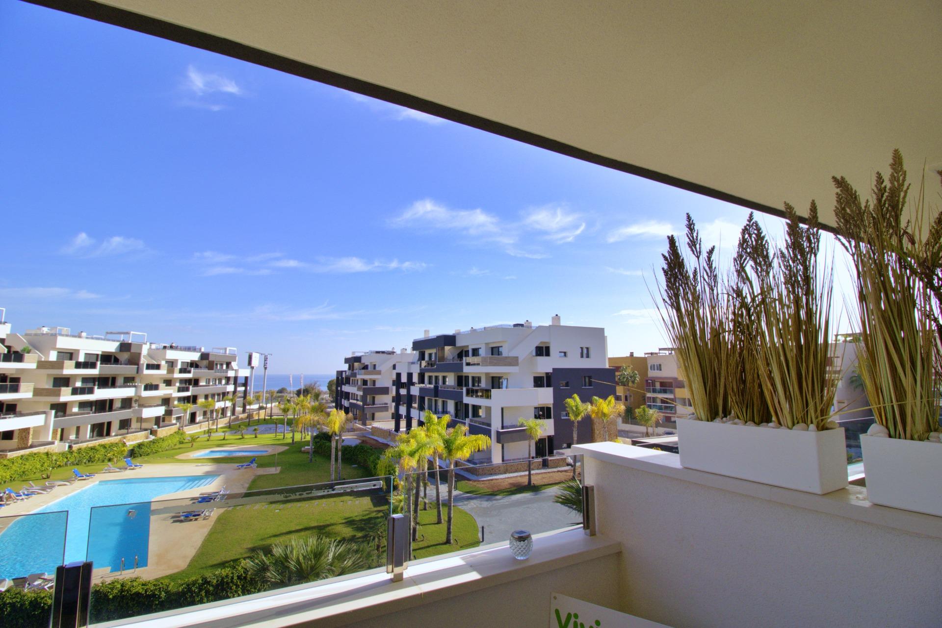 For sale - 2 Bedroom 2 Bathroom Apartment in Orihuela Costa - Punta Prima  - Alicante