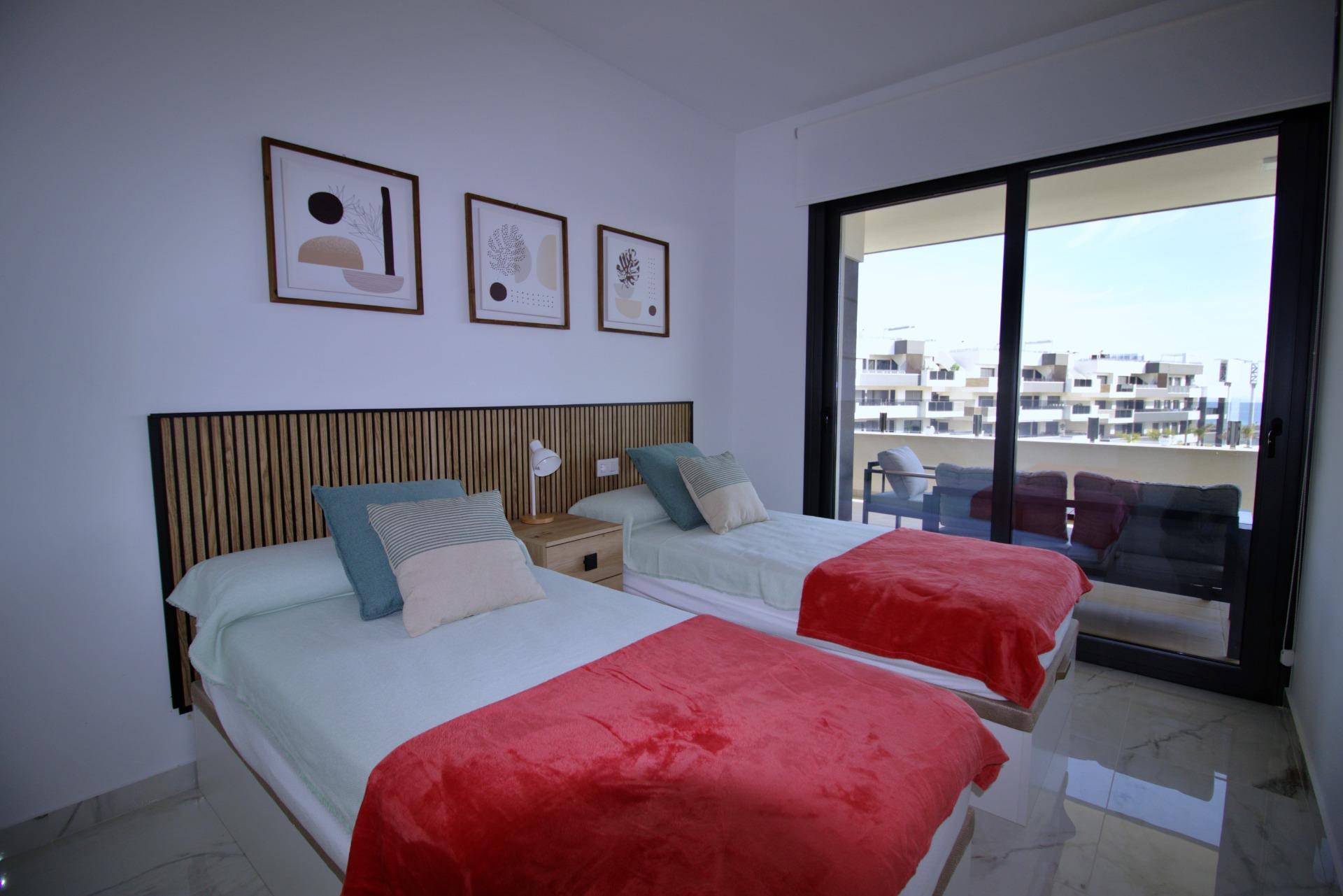 For sale - 2 Bedroom 2 Bathroom Apartment in Orihuela Costa - Punta Prima  - Alicante