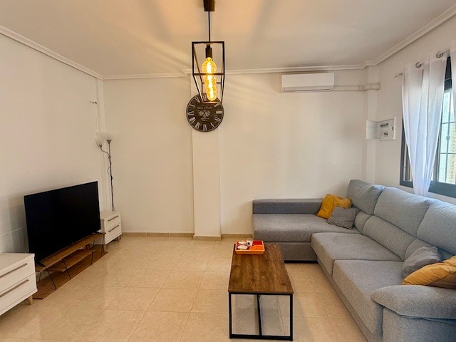 For sale - 3 Bedroom 3 Bathroom Town House in San Miguel de Salinas - Inland  - Alicante