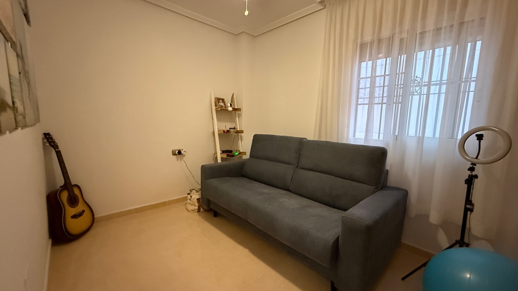 For sale - 2 Bedroom 1 Bathroom Apartment in Orihuela - Inland  - Alicante