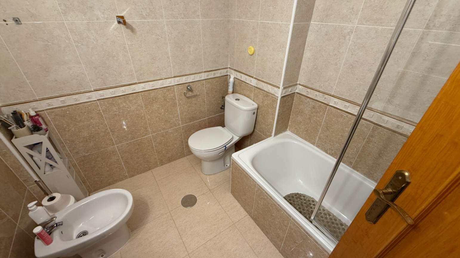 For sale - 2 Bedroom 1 Bathroom Apartment in Orihuela - Inland  - Alicante