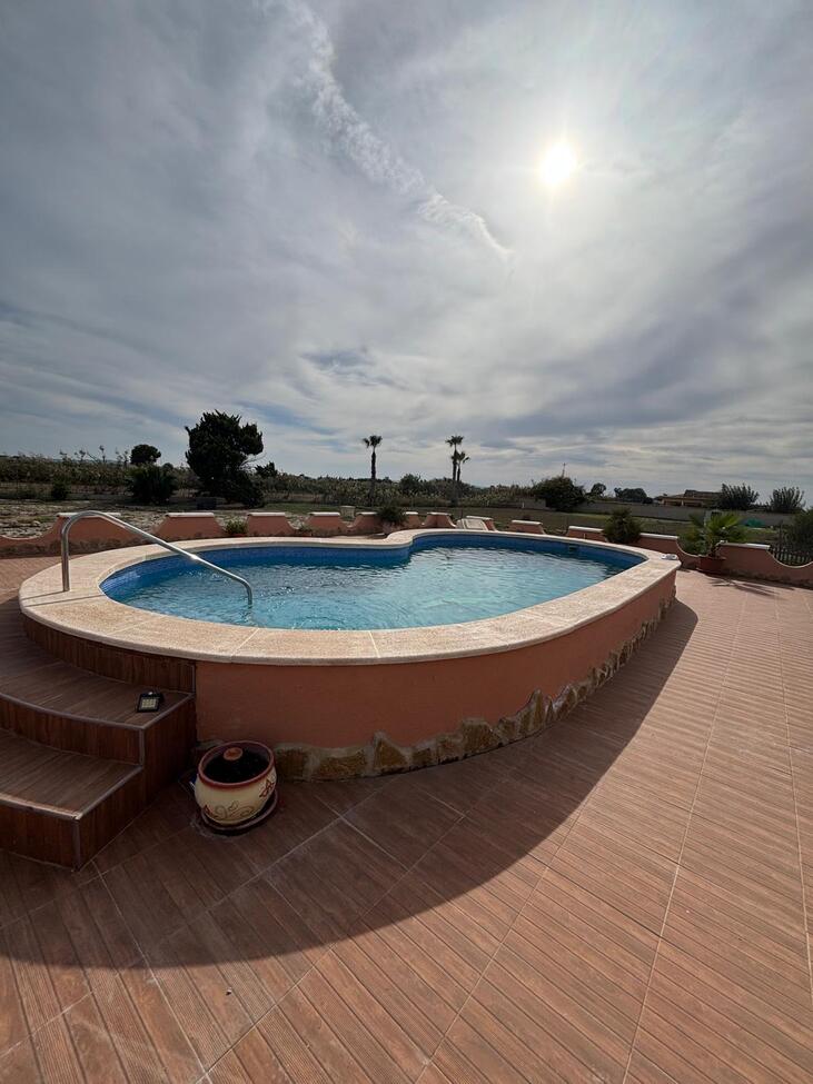 For sale - 3 Bedroom 2 Bathroom Country House in Dolores - Costa Blanca  - Alicante