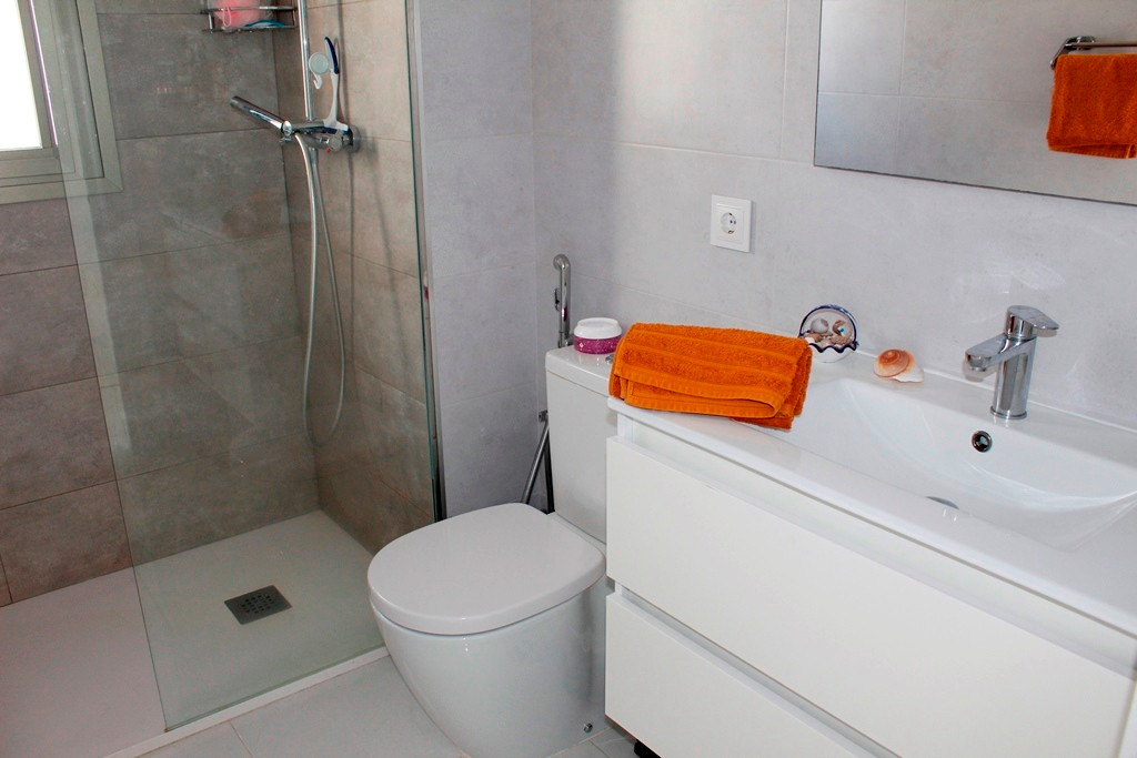 For sale - 3 Bedroom 3 Bathroom Villa in San Miguel de Salinas - Inland  - Alicante