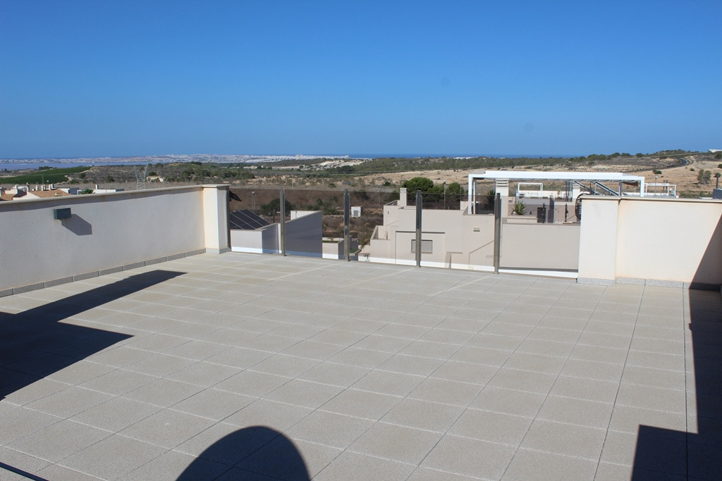 For sale - 3 Bedroom 3 Bathroom Villa in San Miguel de Salinas - Inland  - Alicante