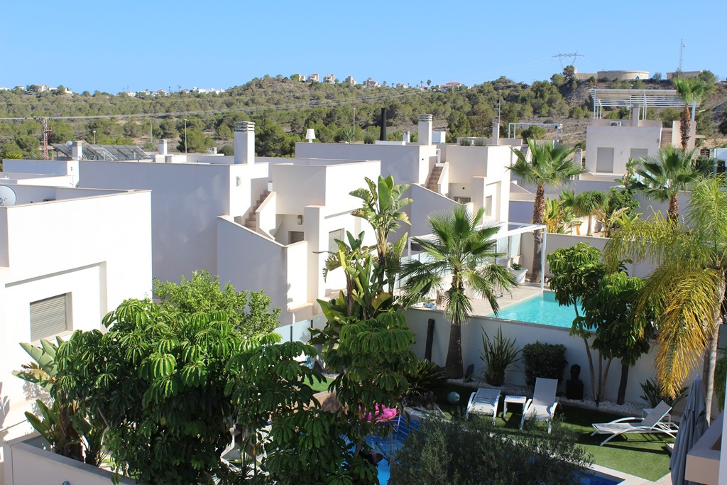 For sale - 3 Bedroom 3 Bathroom Villa in San Miguel de Salinas - Inland  - Alicante