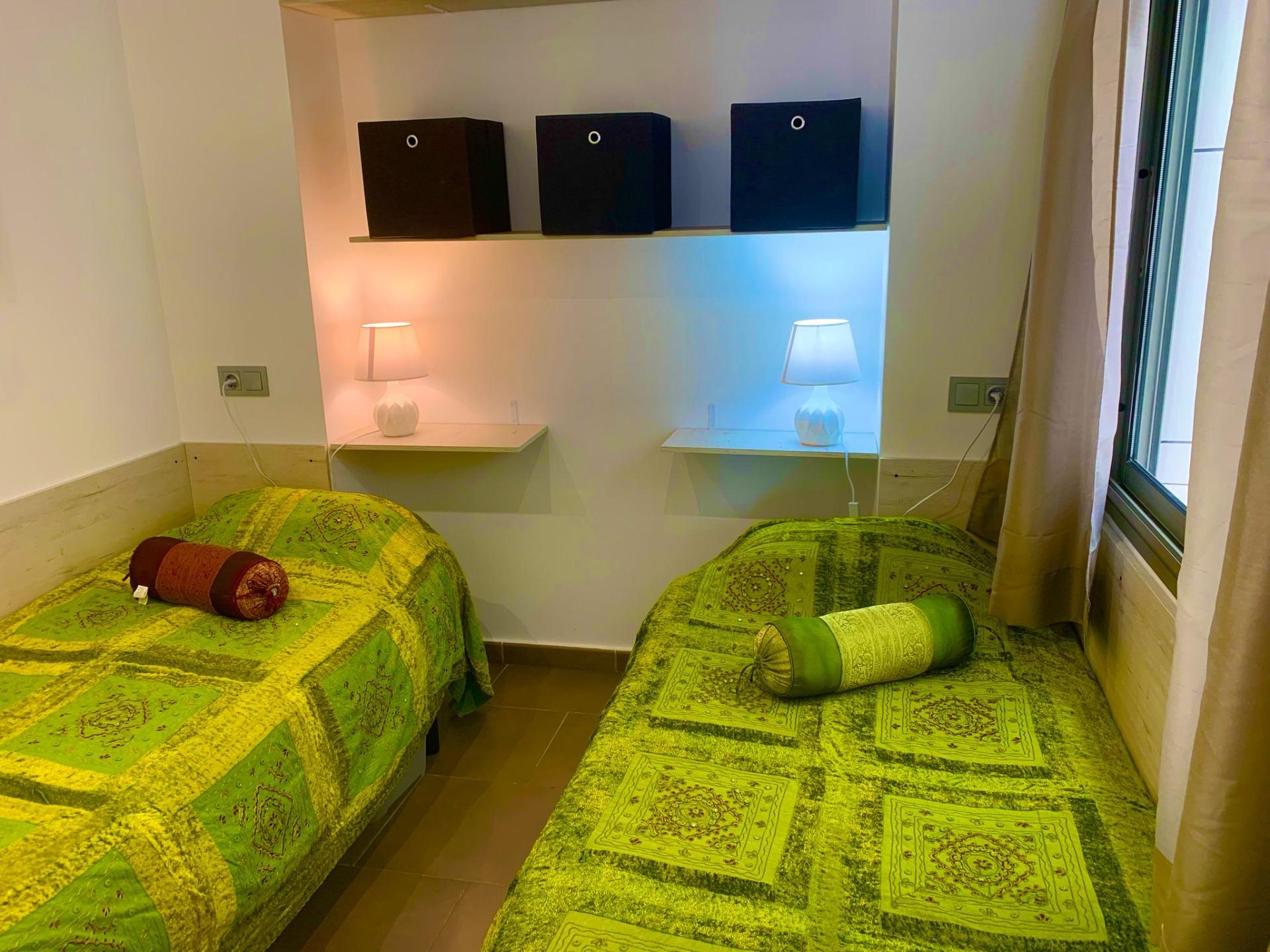 For sale - 2 Bedroom 1 Bathroom Apartment in Guardamar del Segura - Pueblo  - Alicante