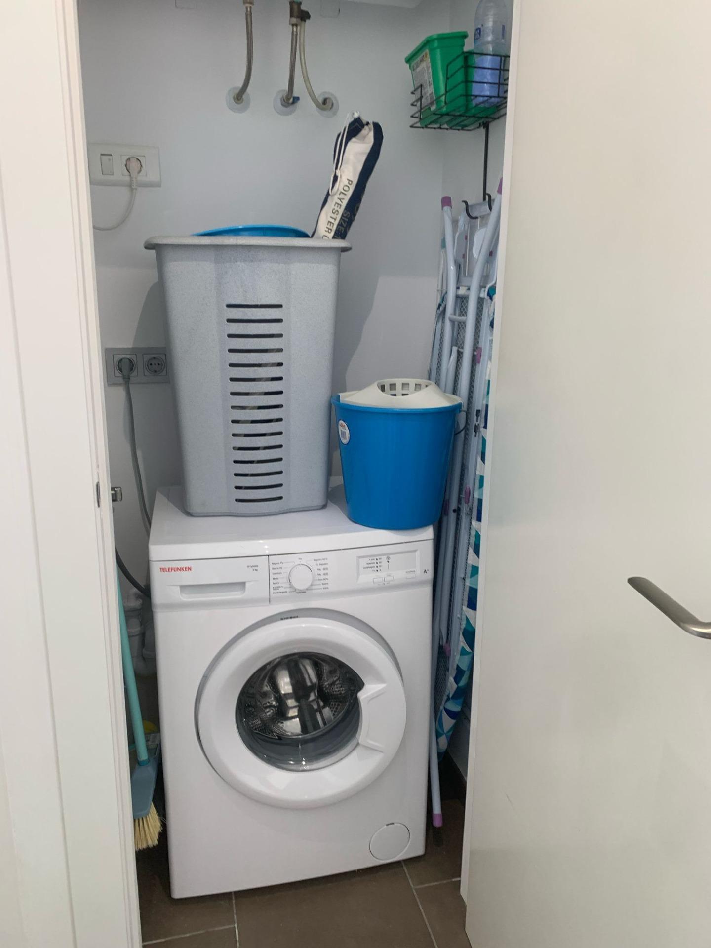 For sale - 2 Bedroom 1 Bathroom Apartment in Guardamar del Segura - Pueblo  - Alicante