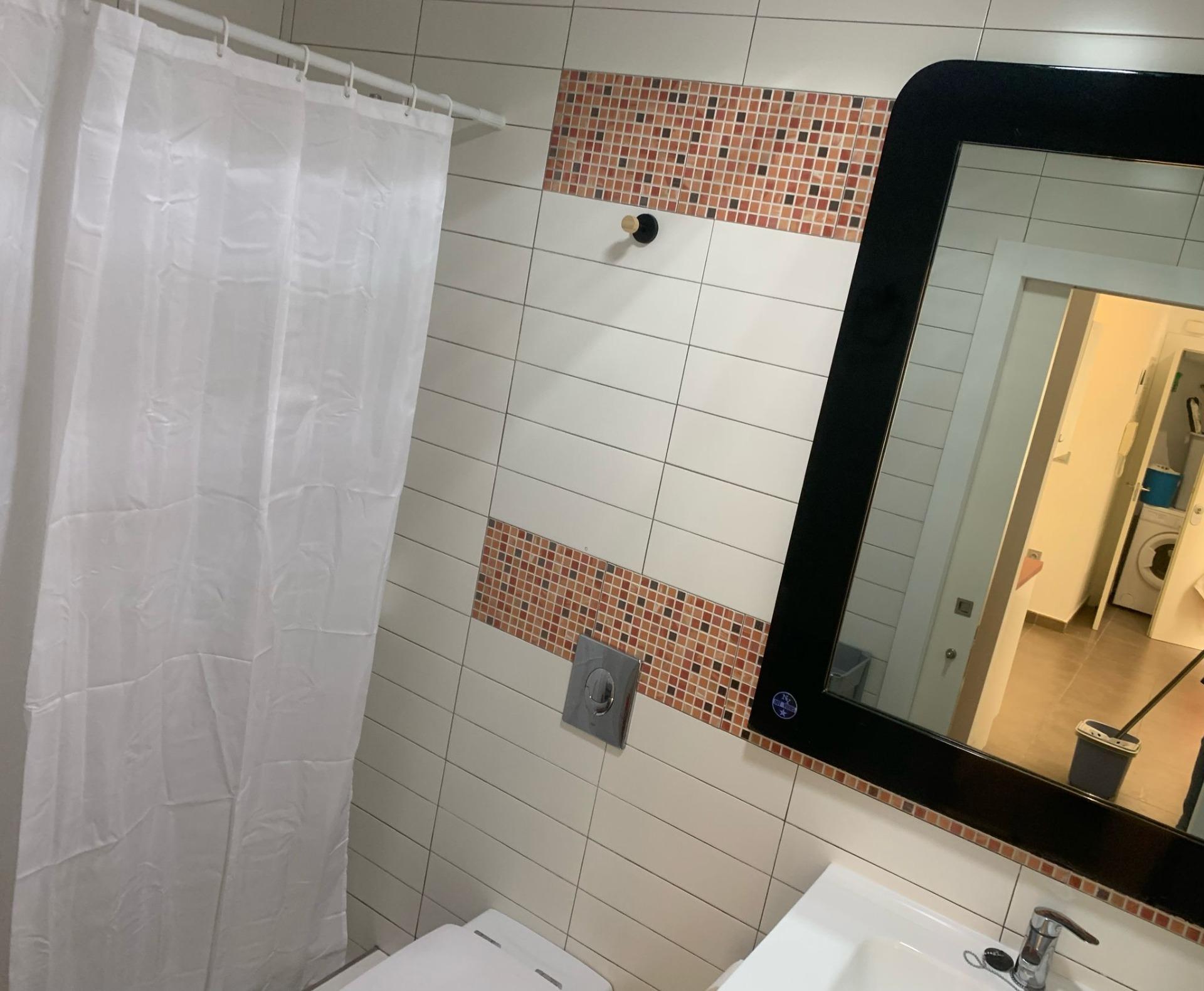 For sale - 2 Bedroom 1 Bathroom Apartment in Guardamar del Segura - Pueblo  - Alicante