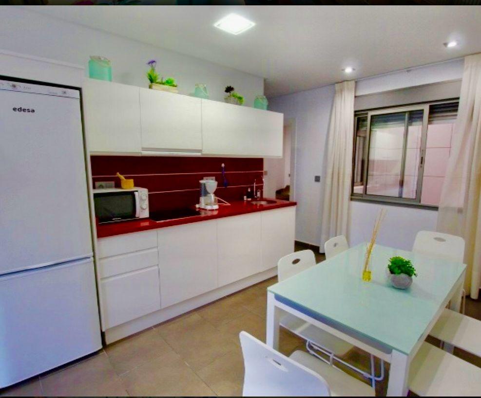 For sale - 2 Bedroom 1 Bathroom Apartment in Guardamar del Segura - Pueblo  - Alicante