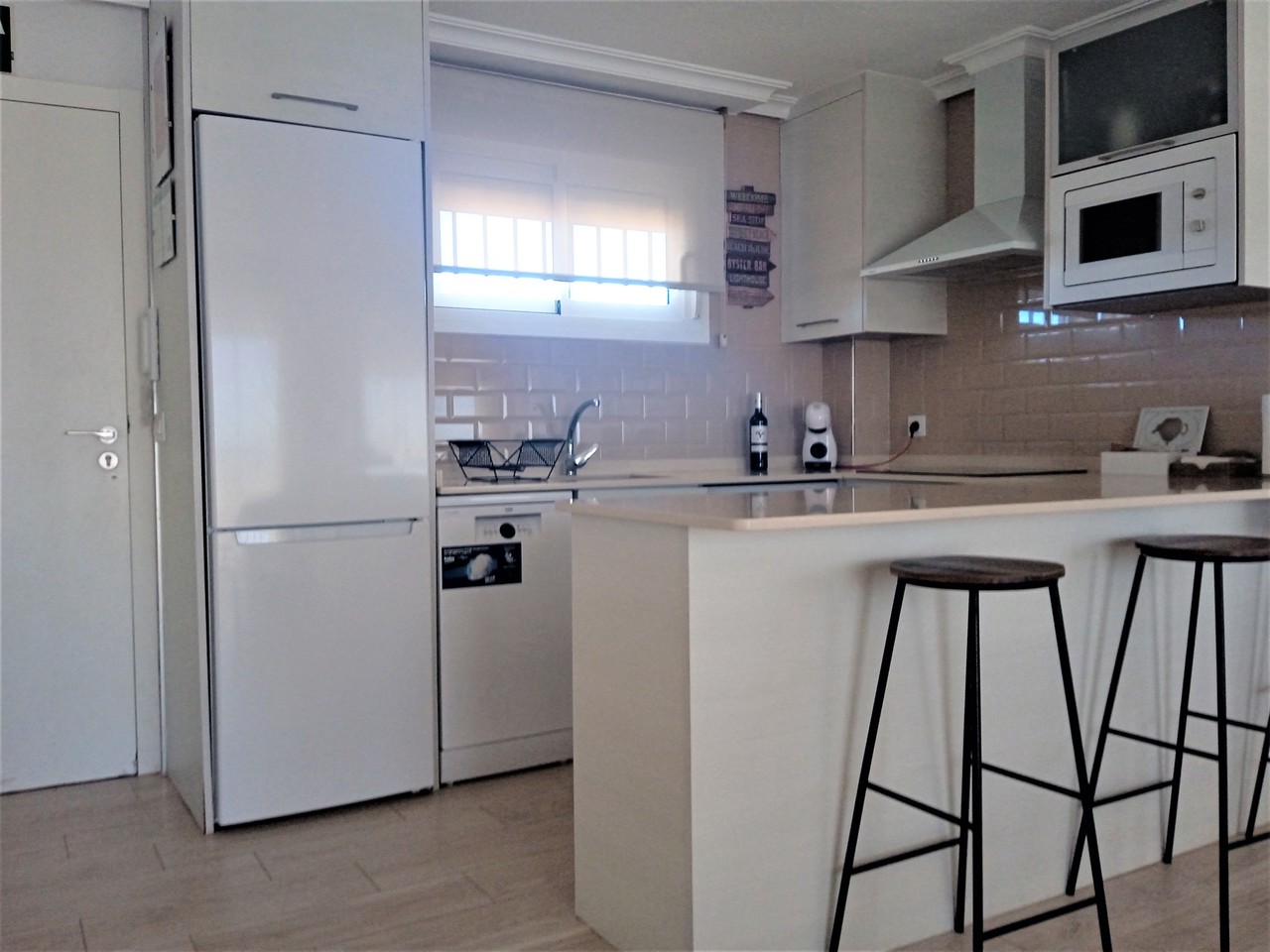 For sale - 3 Bedroom 2 Bathroom Apartment in Mil Palmeras - Costa Blanca  - Alicante